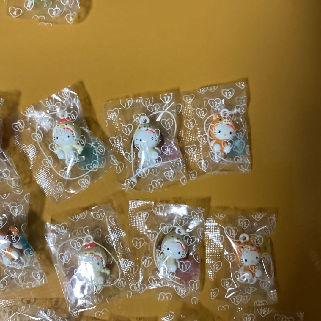 2910ハローキティ✖️動物 &十二支　ストラップ