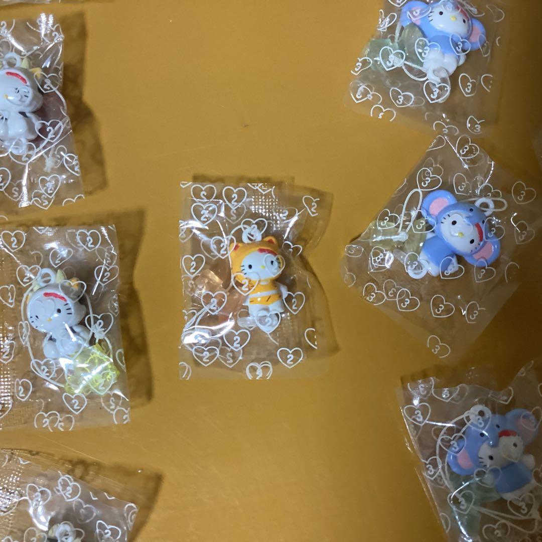 2910ハローキティ✖️動物 &十二支　ストラップ