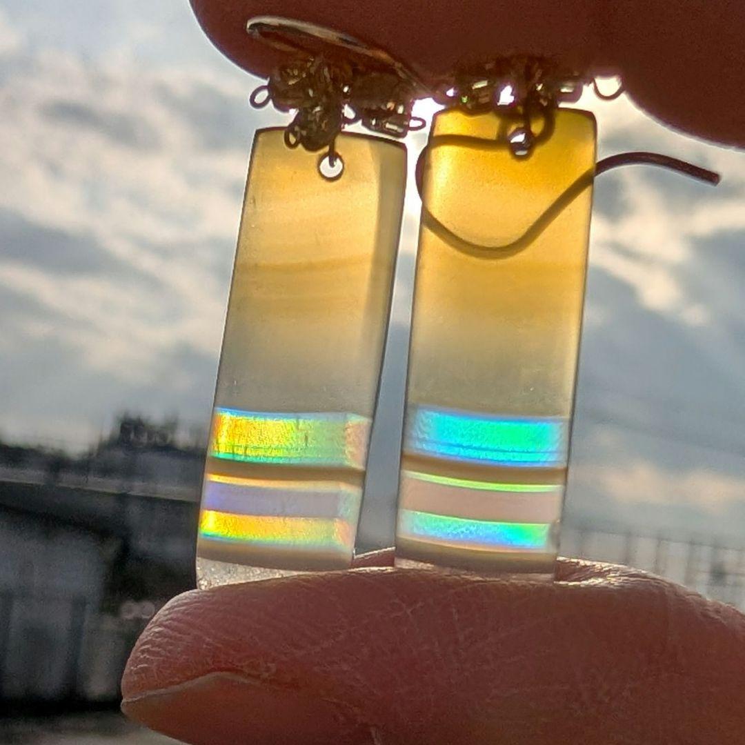 アイリスアゲート ジルコンピアス