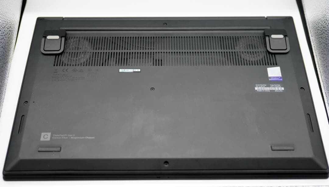 Windowsノート本体 ThinkPad P1 Xeon 2TB / 32GB / 4K UHD