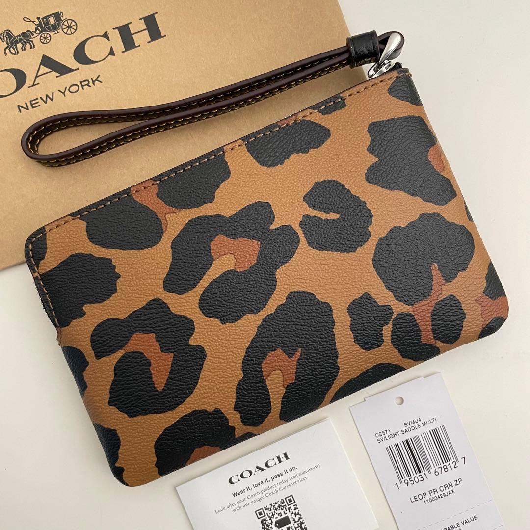COACH コーチ ポーチ財布　コーナージップリストレット レオパード豹柄