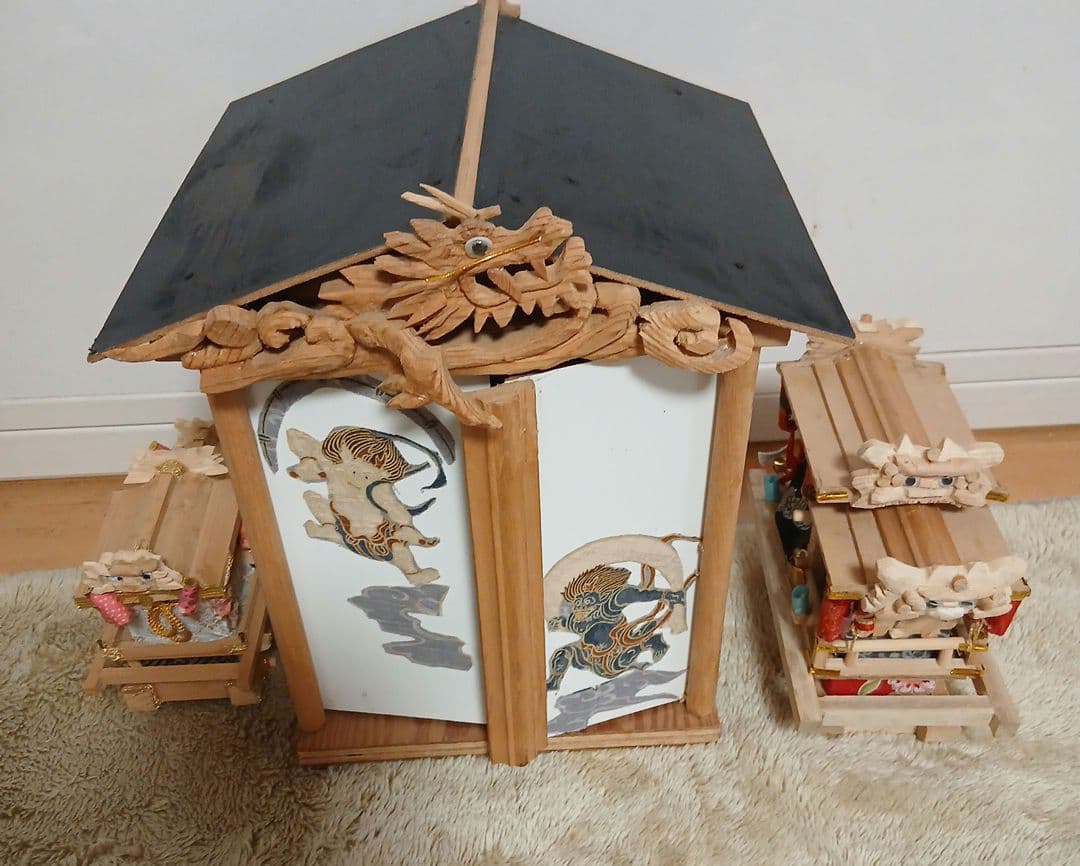 手作りだんじり小屋、毬絵