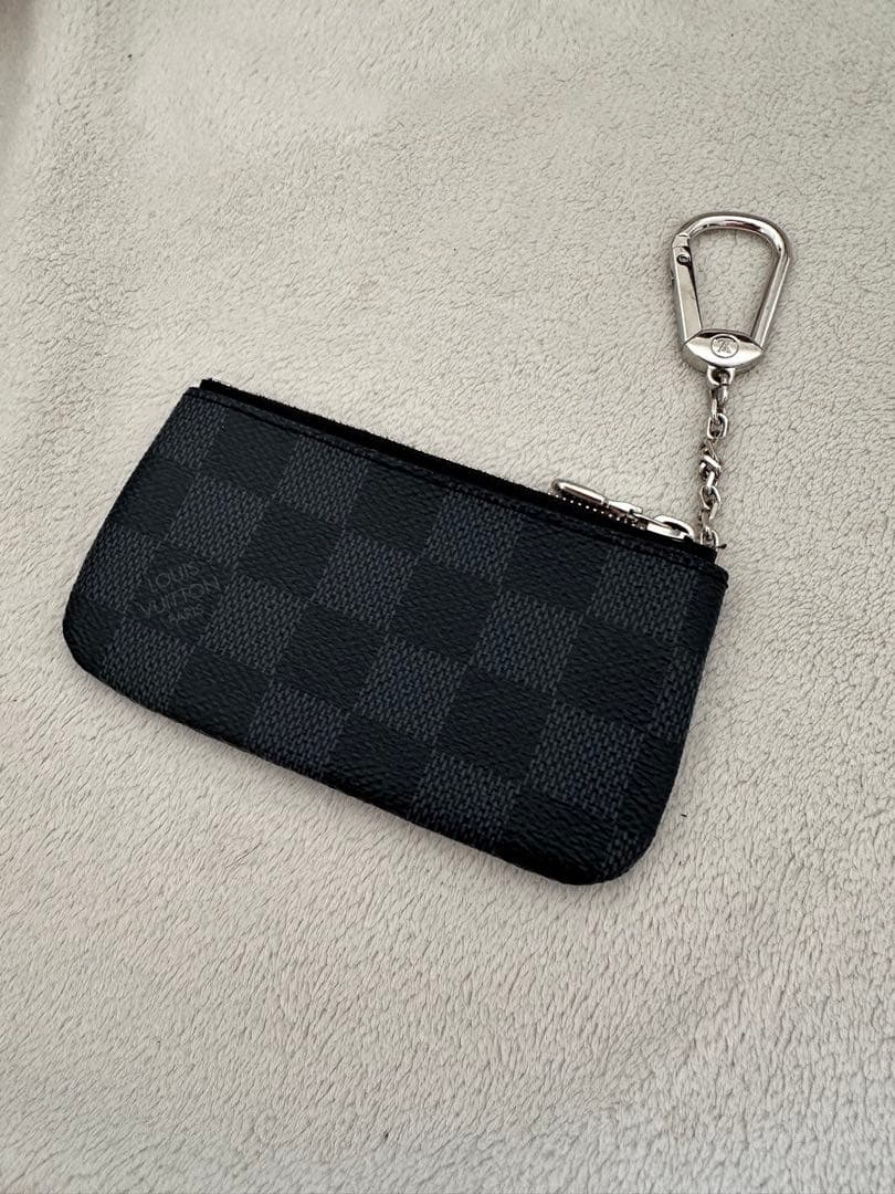 Louis Vuitton ダミエ ブラックケース