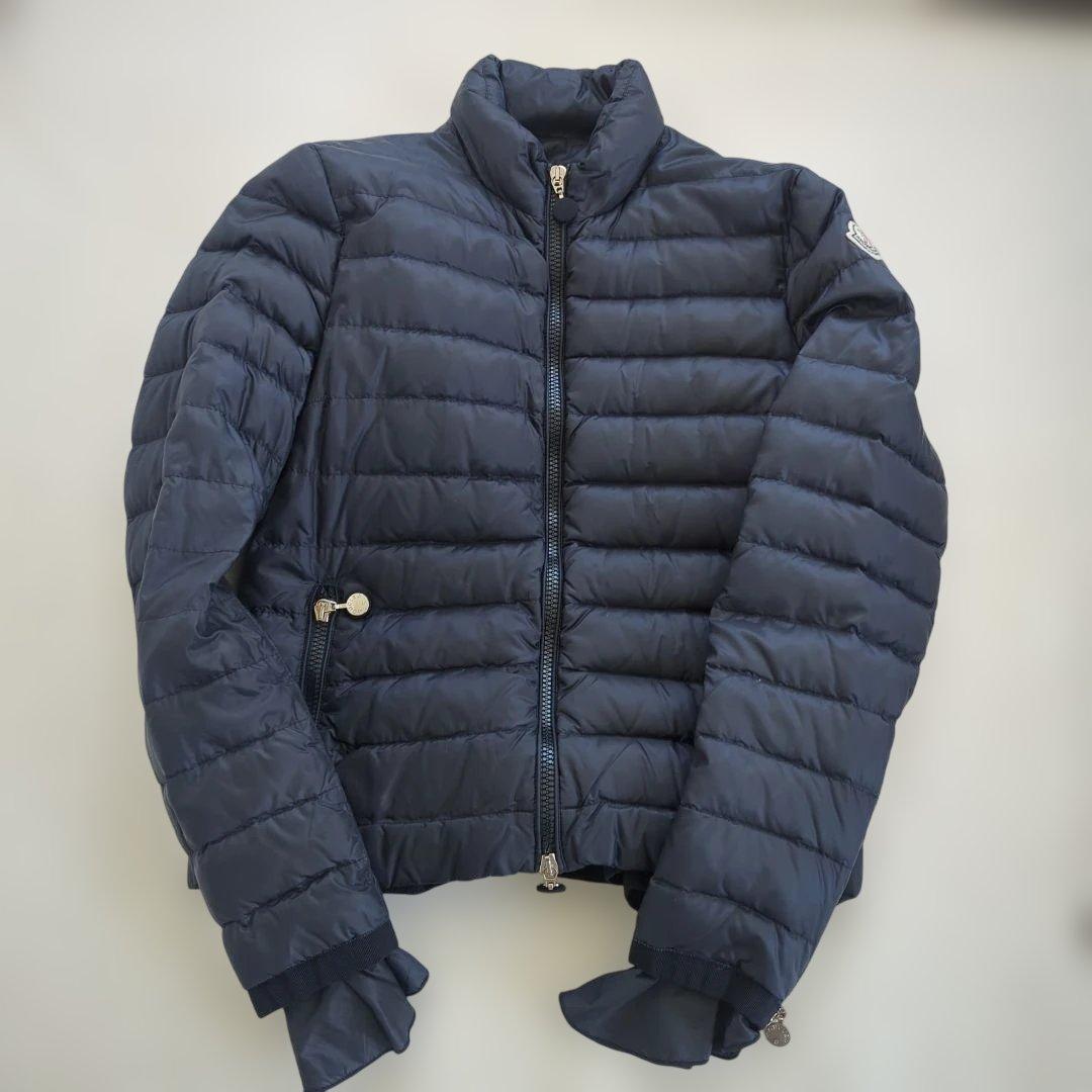 スンスンさん MONCLER　ダウン