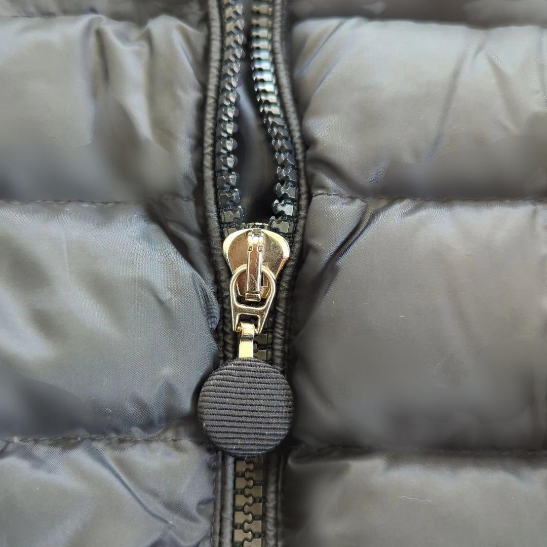 スンスンさん MONCLER　ダウン