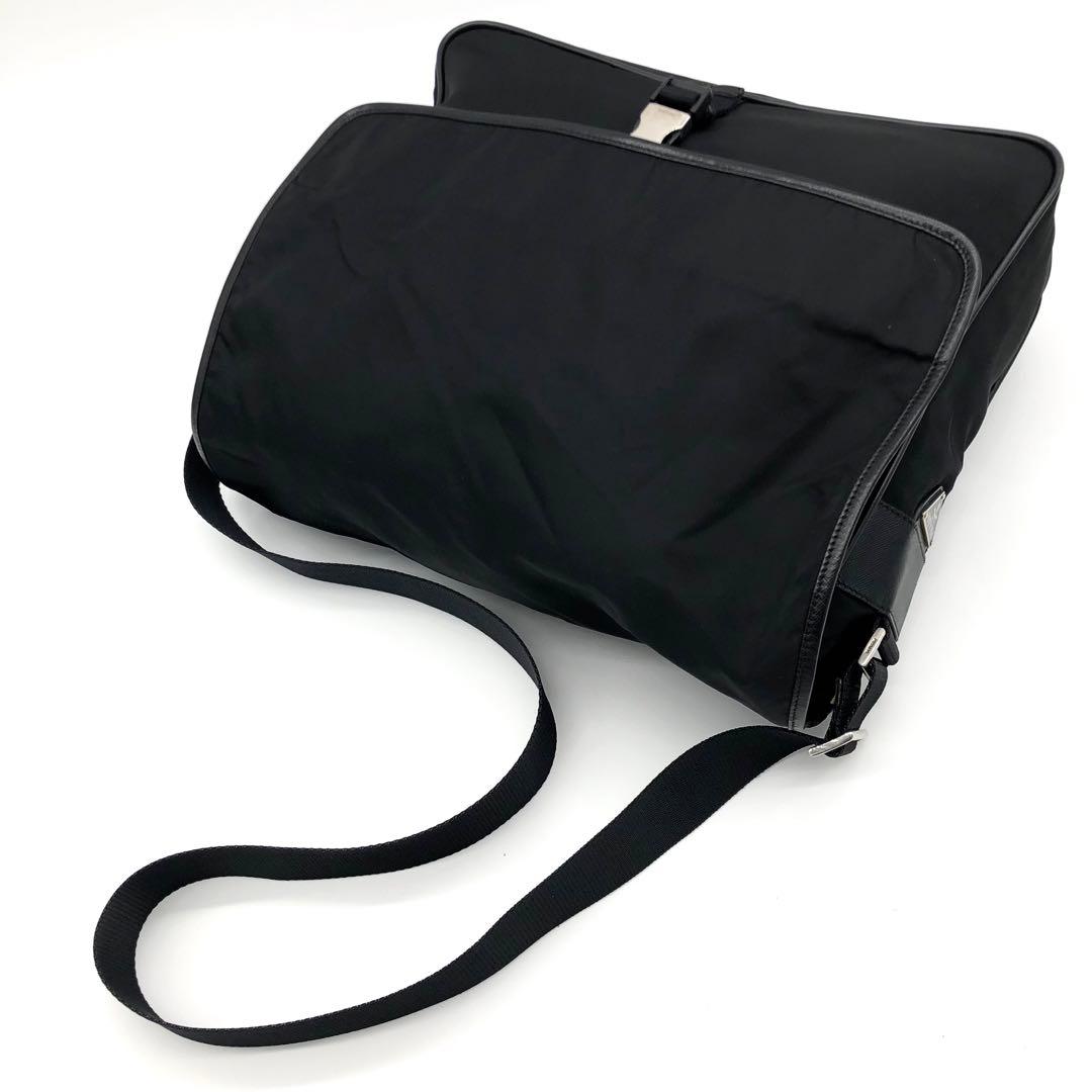 【極上美品・使用感少ない✨】プラダ　メッセンジャーバッグ　サフィアーノ　ナイロン