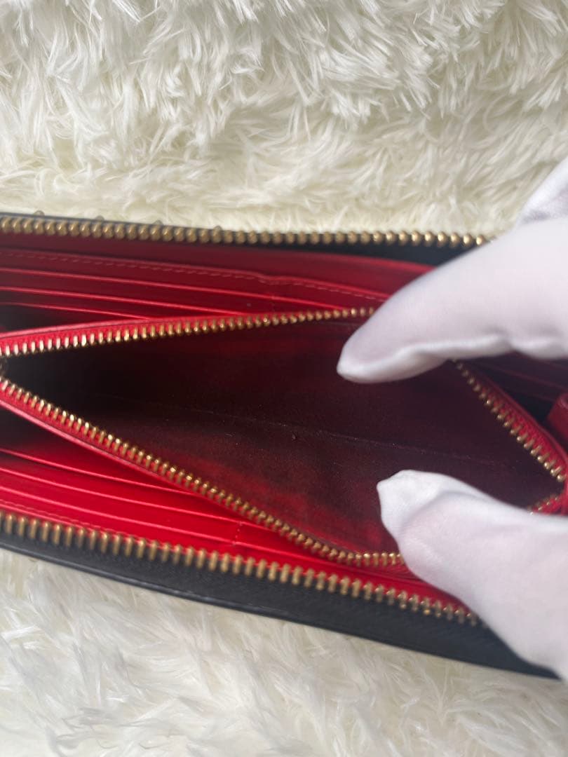 ✨美品 ✨ルブタン ラウンドジップ パネート 長財布 シボ革 ブラック レザー