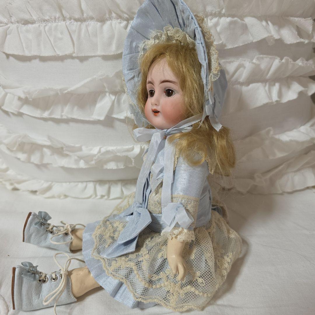 アンティーク　ビスクドール　人形　作家様　シルクドレス　シルクボネ　小さな子
