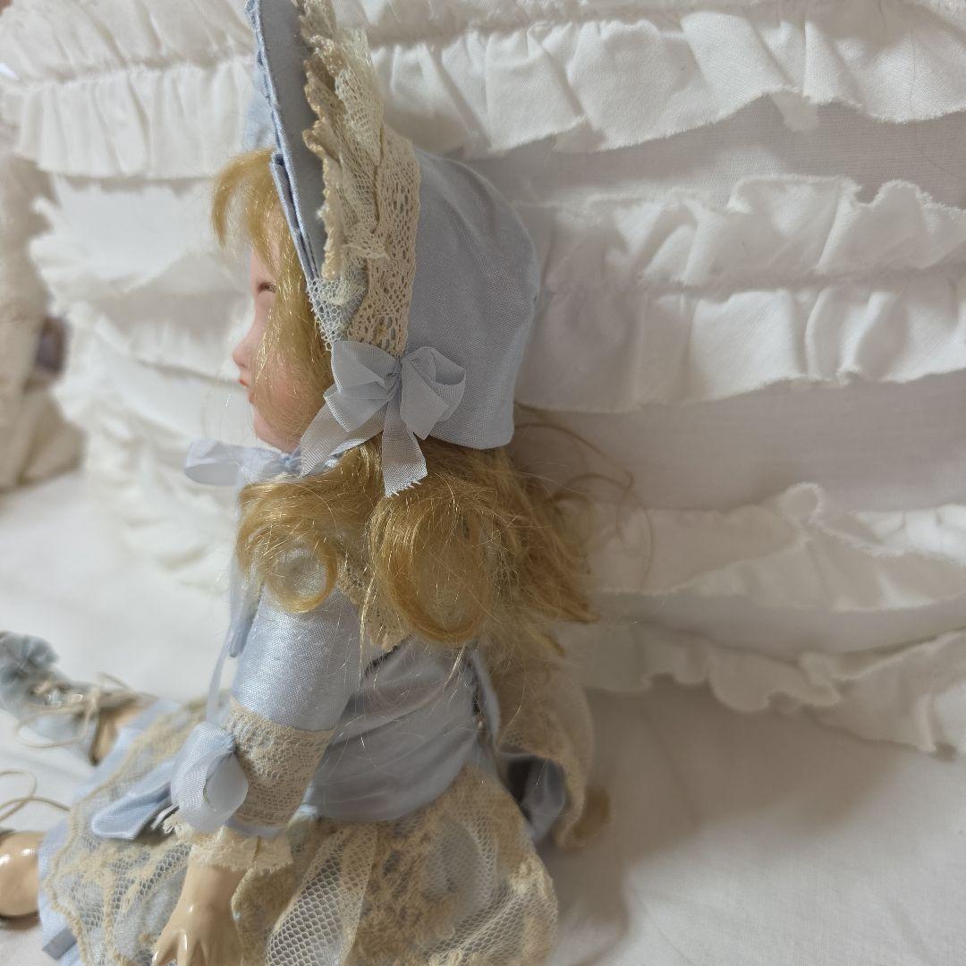 アンティーク　ビスクドール　人形　作家様　シルクドレス　シルクボネ　小さな子