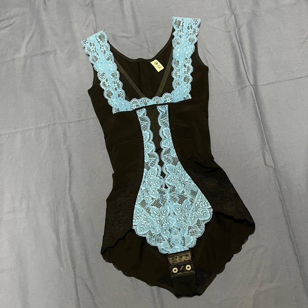 本日限定特価ほぼ未使用LaLa グラントイーワンズ 袖なしボディスーツララドール