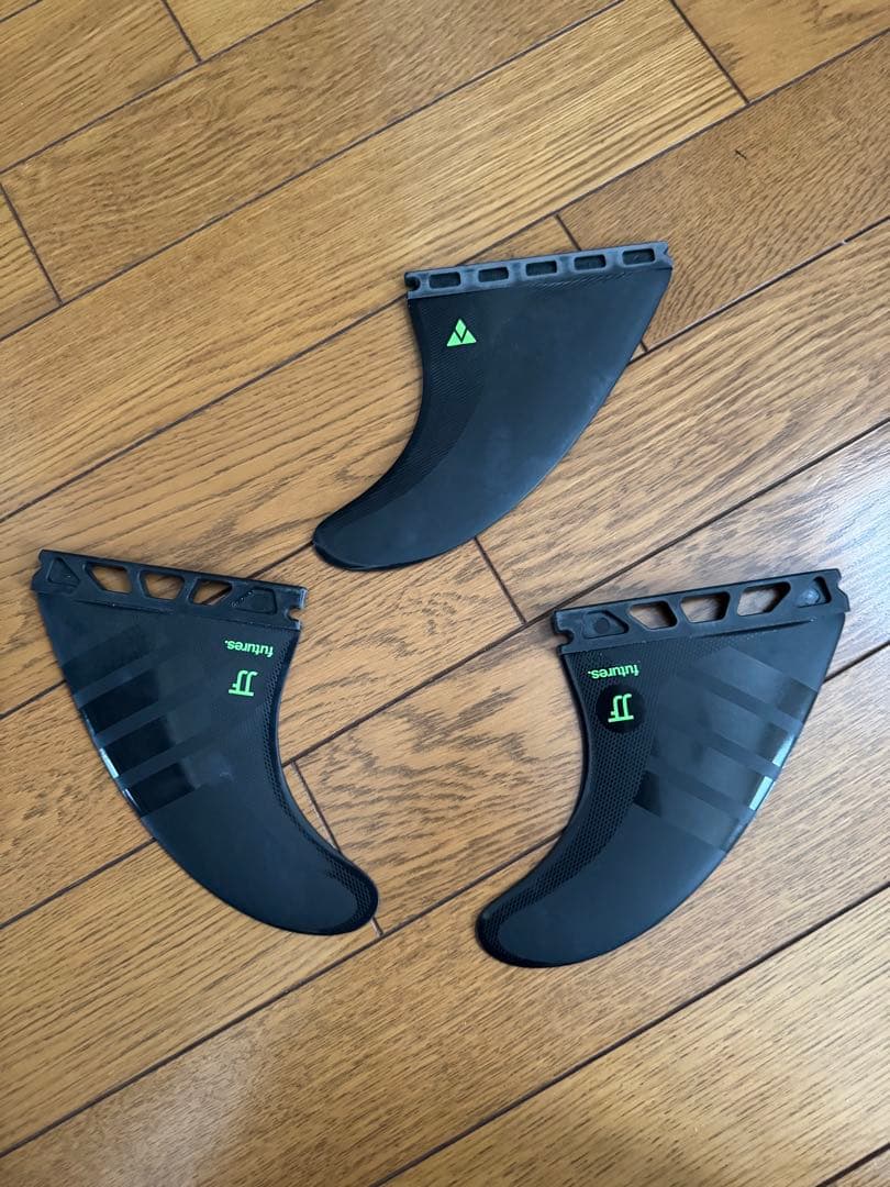 ジョンジョンフローレンス　ALPHA フィン