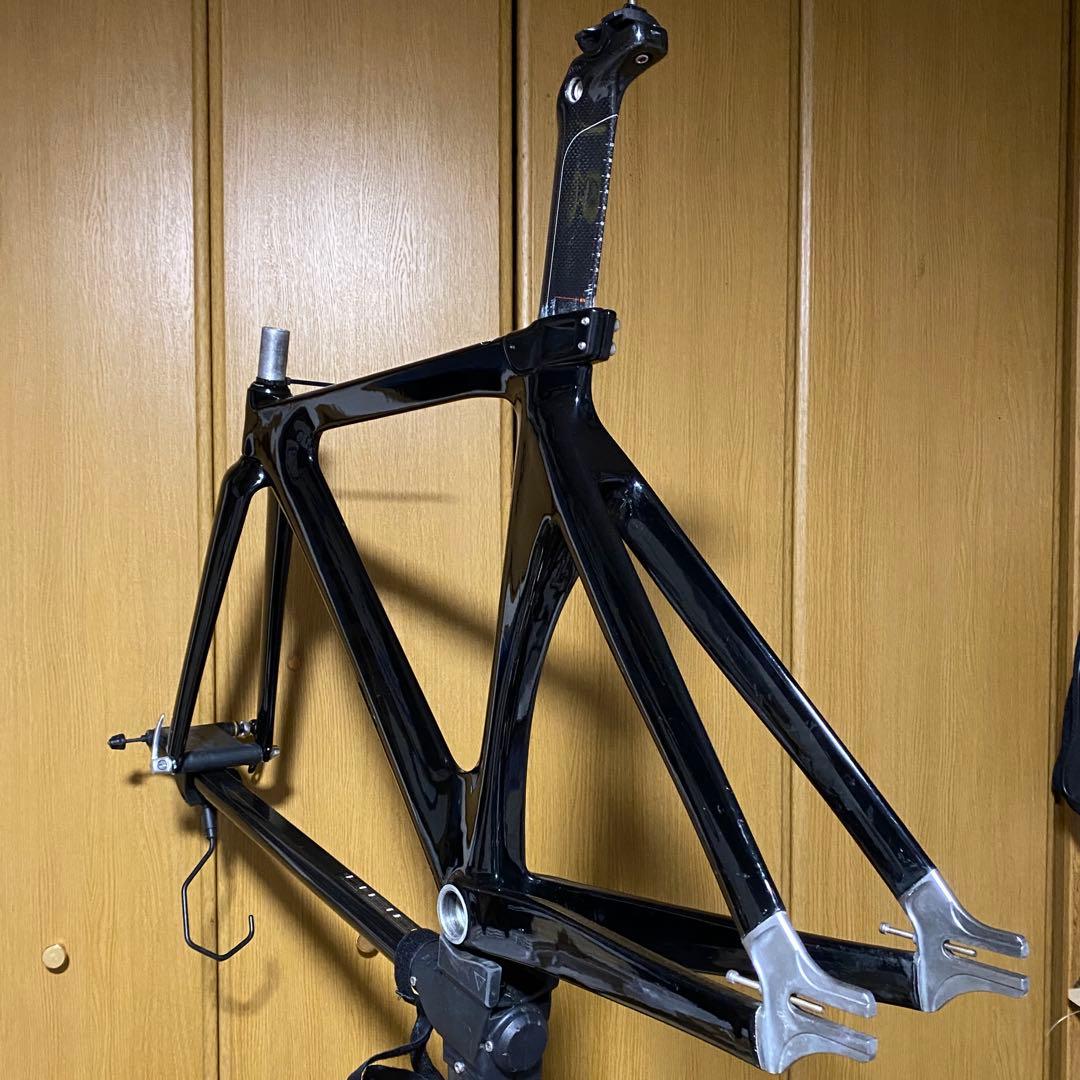 アンカーTR9 SSサイズ カーボントラックバイクフレーム ブラック