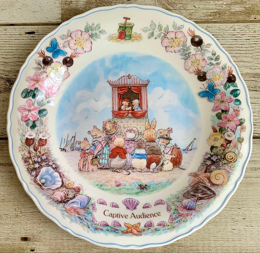 フォックスウッドものがたり Captive Audience プレート 絵皿