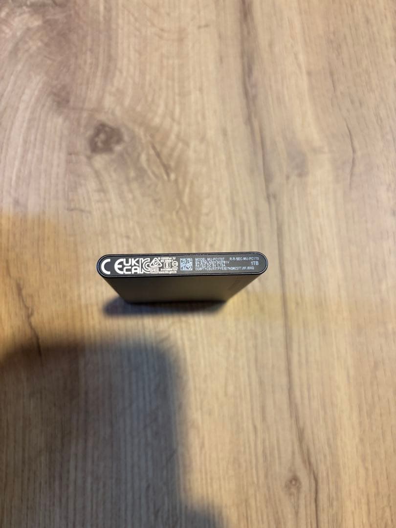 【美品・初期化済】Samsung T7 1TB