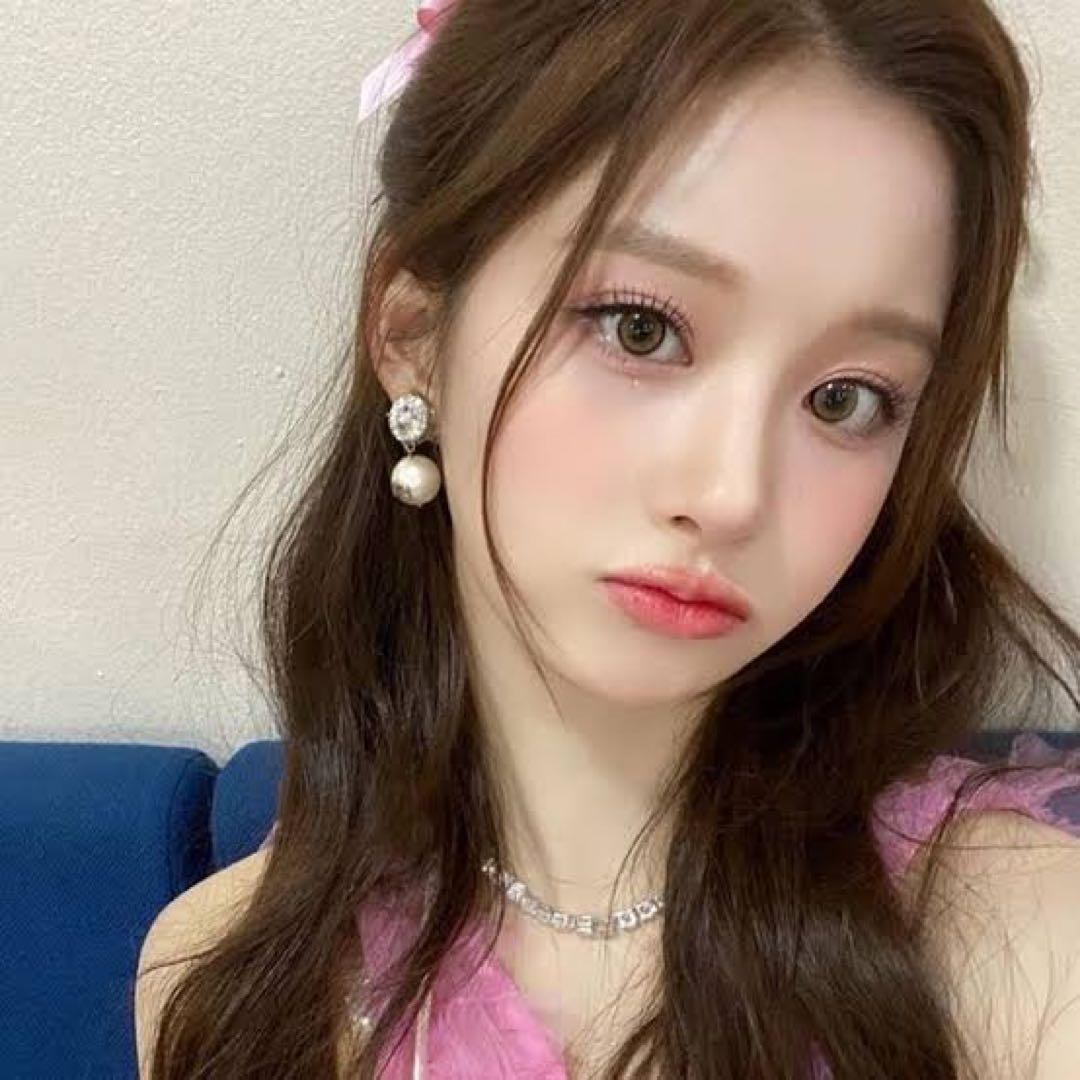 Y*i様 ❤️美品❤️miumiu ソリテール ジュエル ピアス パール ロング