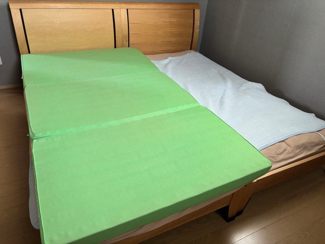 「快眠サポート×指圧構造」旧型ヘルスウェーブDCバージョン（セミダブル）