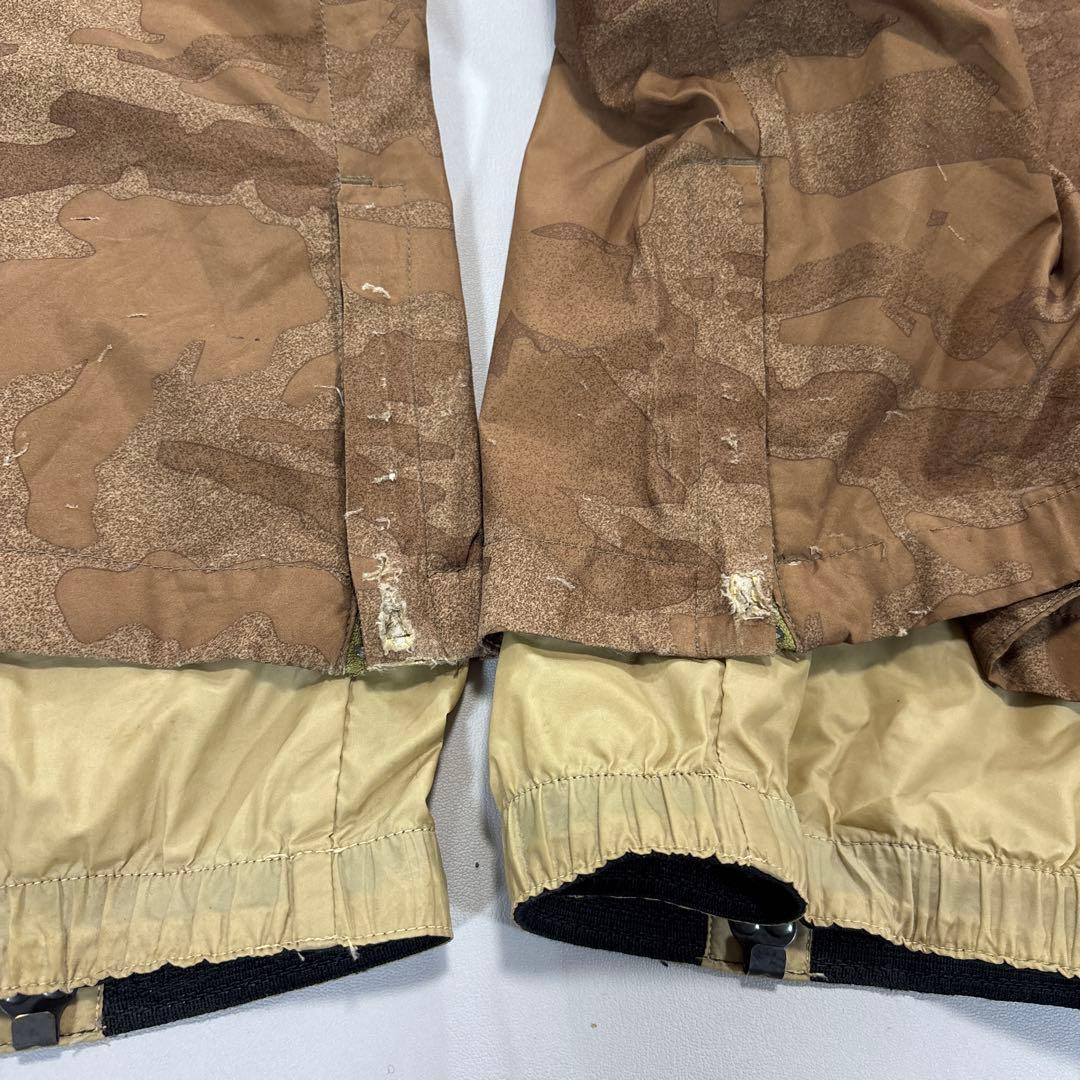 バートンAK スノボパンツ　M カモフラ　AK 2L STAGGER PANT