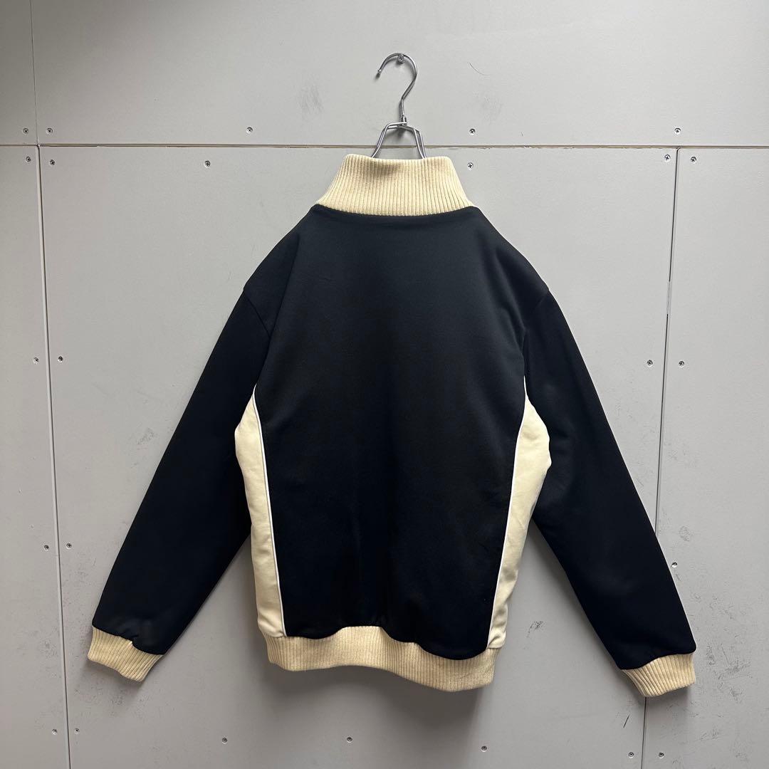 FRED PERRY 刺繍ロゴ　裏ボア　トラックジャケット