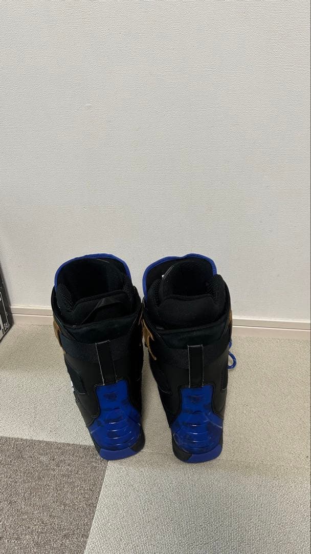 dc スノーボードブーツ　美品