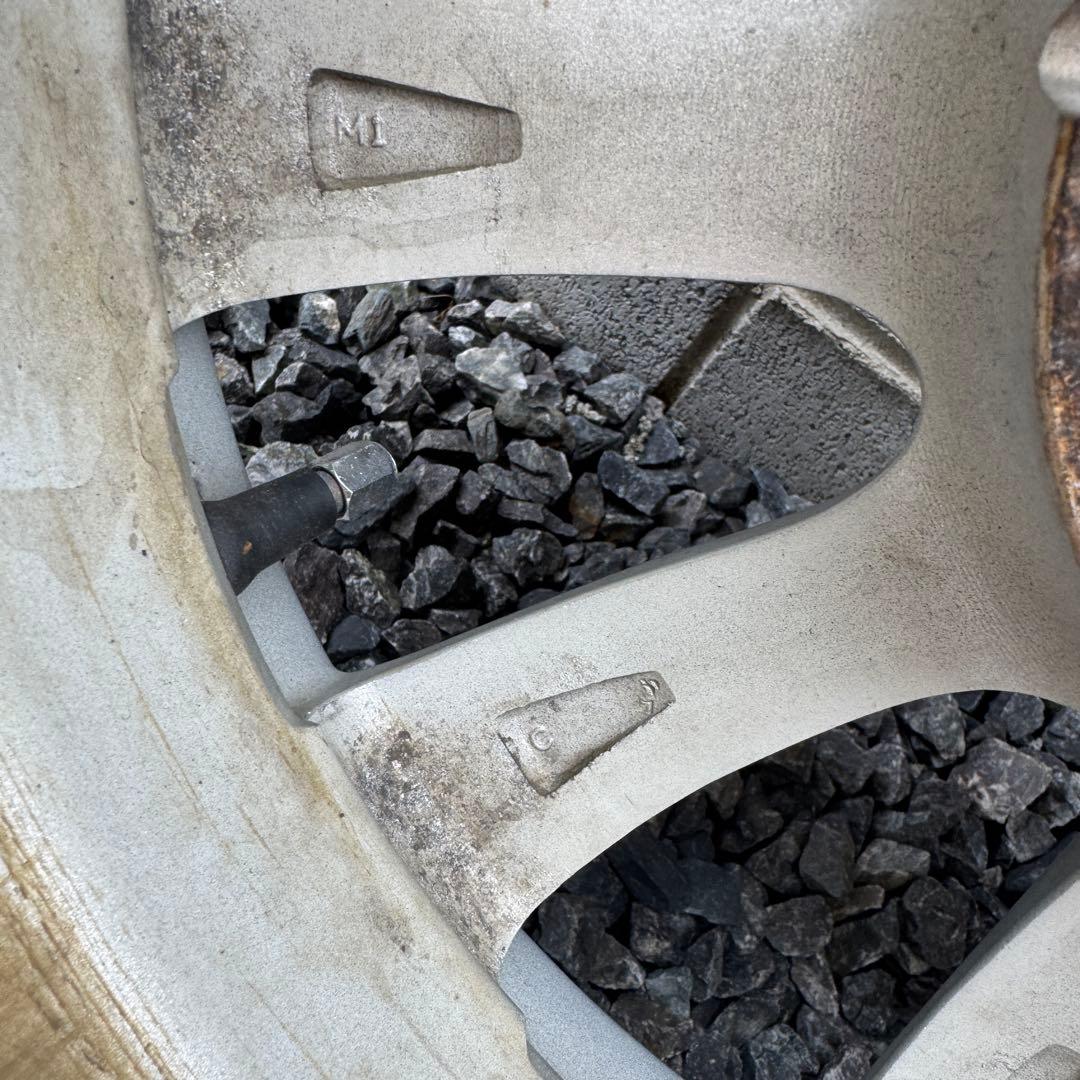 広島 Goodyear 15インチ スタッドレスタイヤ 175/65R15