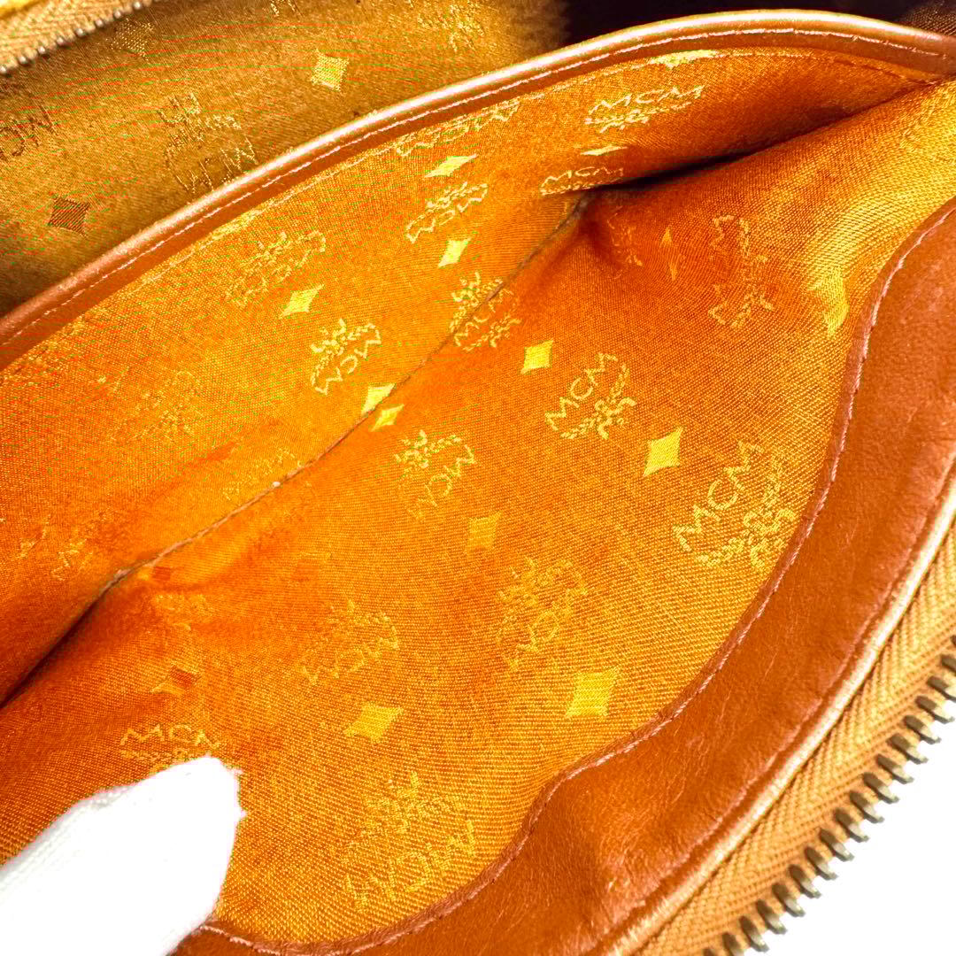 ✨美品✨MCM ミニボストン ハンドバッグ ロゴプレート 総柄 旅行バッグ 茶