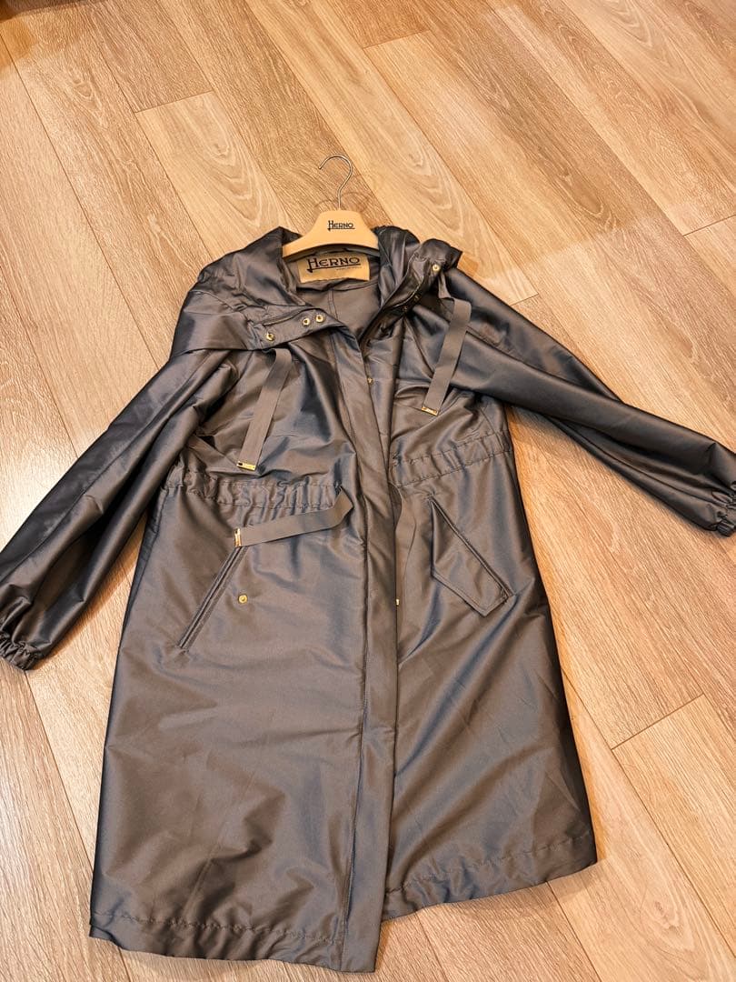 Herno ナイロン　ジップコート　40