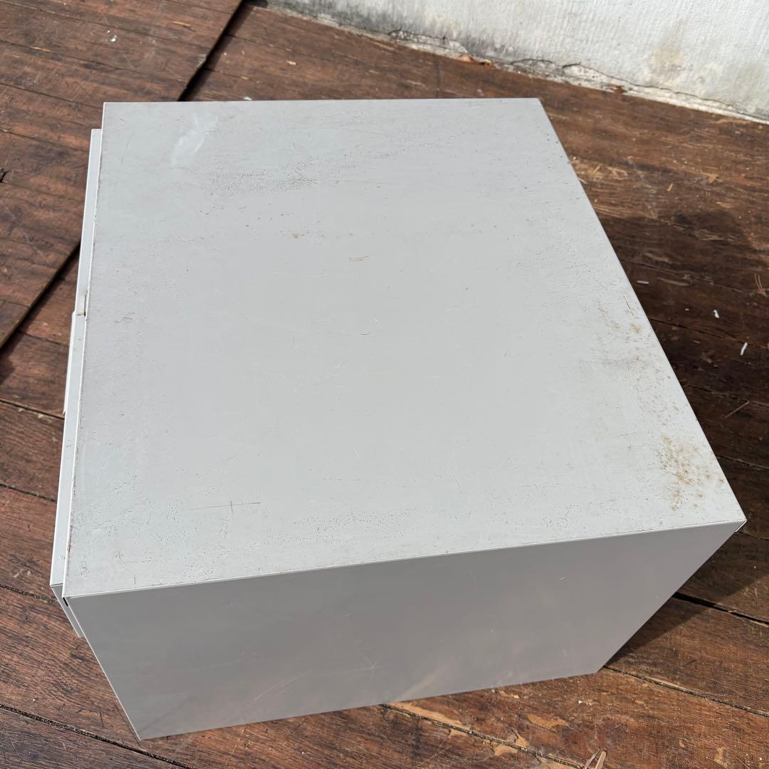 A4 昭和レトロ 3段 スチールキャビネット 書類棚 デスクワゴン 事務用品