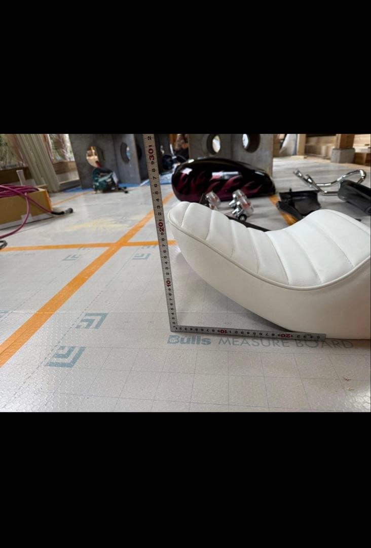 ゼファー1100 純正張り替え チョビ3 タックロールシート