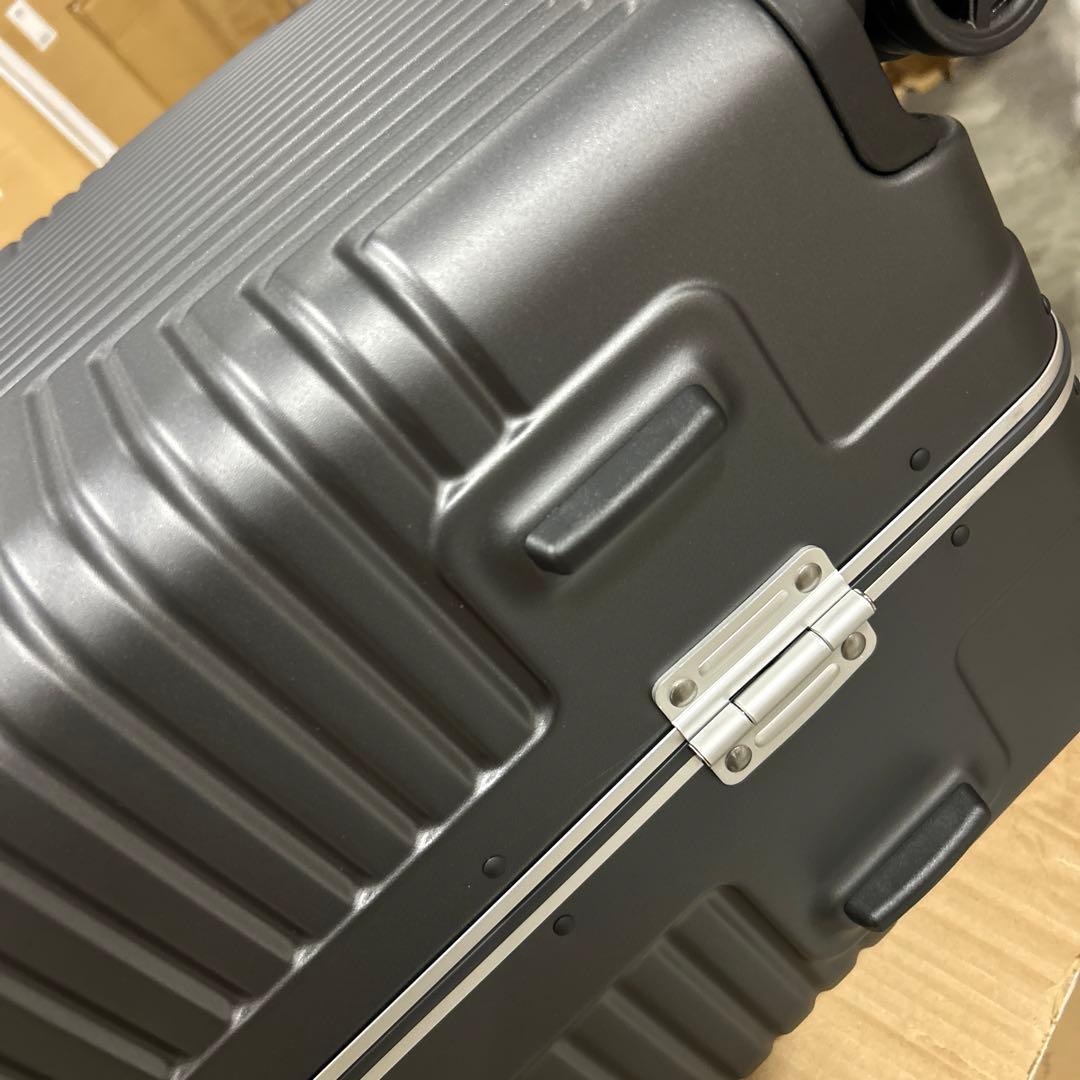 サムソナイト　スーツケース　Lサイズ　ブラック　93L