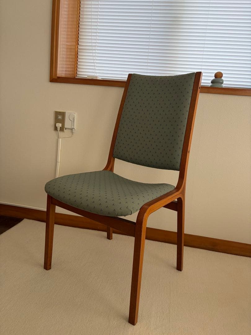 天童木工　ダイニングチェア 緑色　1脚