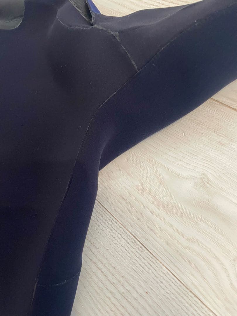 ［新古品・使用20ラウンド未満］coltexウェットスーツ スプリング