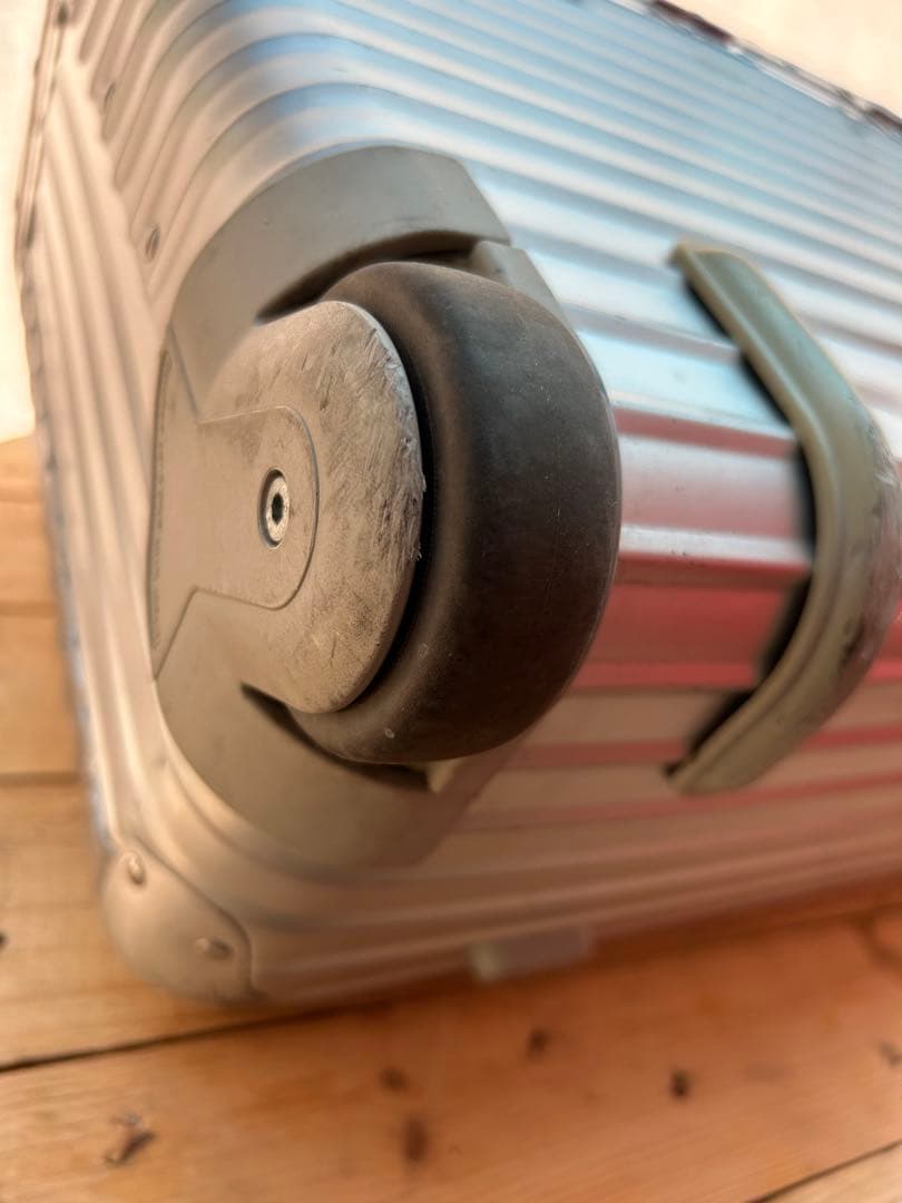 リモワ　パイロット　トロリー　2輪　カナダ製