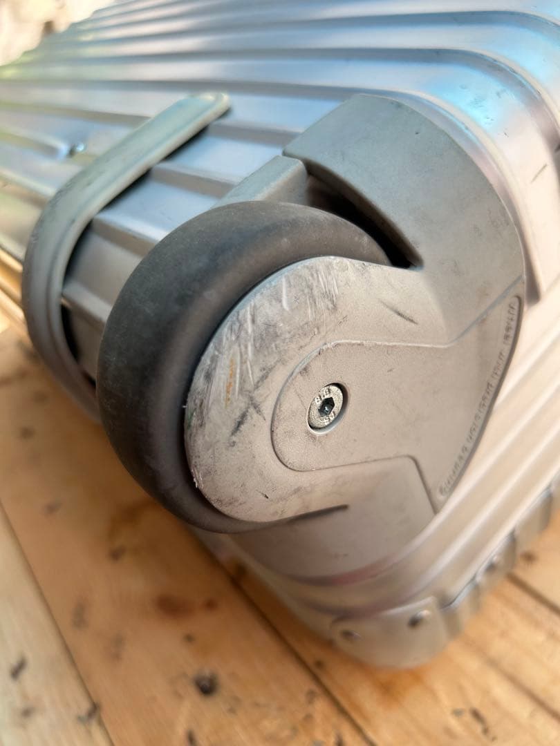 リモワ　パイロット　トロリー　2輪　カナダ製