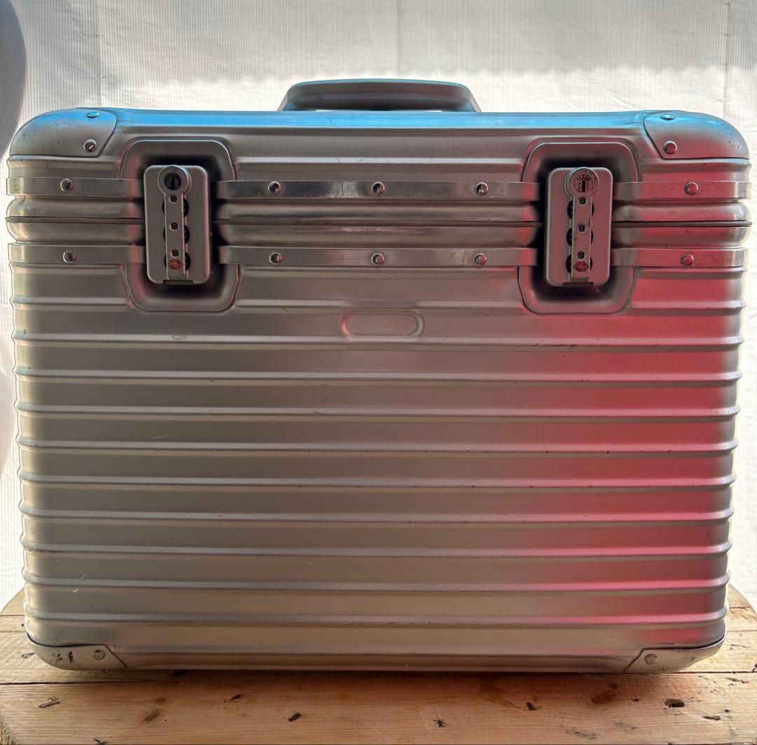 リモワ　パイロット　トロリー　2輪　カナダ製