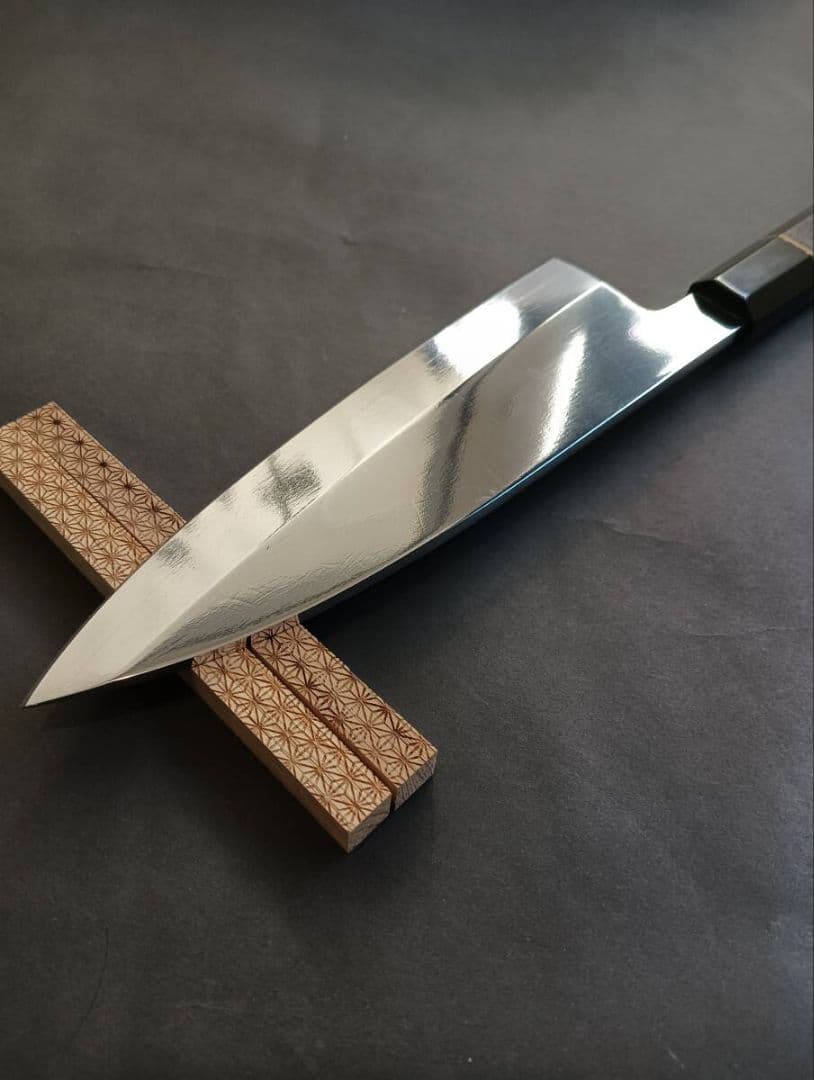 新品鞘付き 鏡面出刃包丁 190mm VG10本焼き 黒檀柄　木製鞘付き