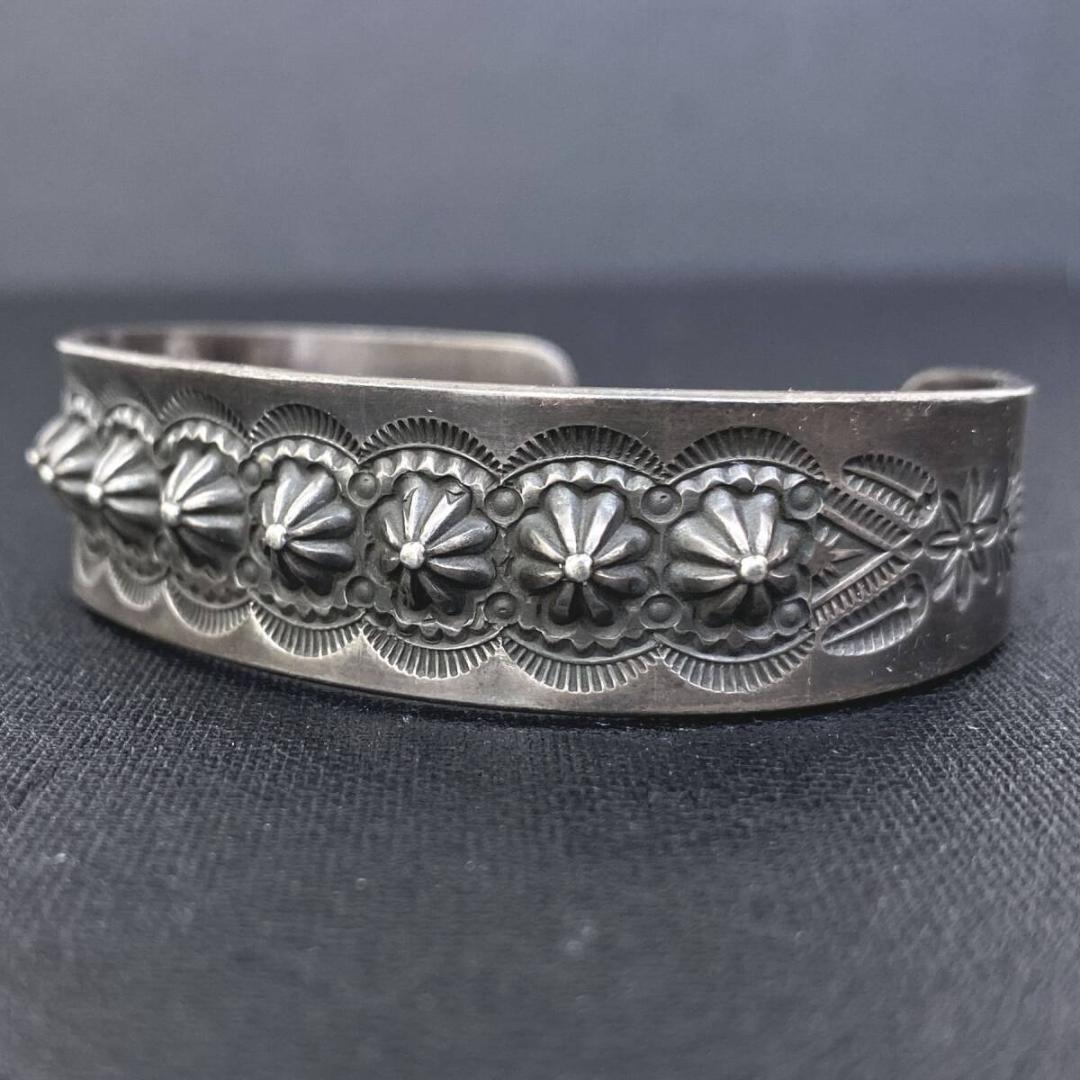 NAVAJO Edison Sandy Smith スタンプワーク バングル