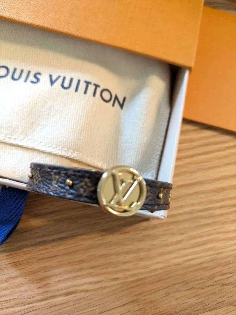 Louis Vuitton LVサークルリバーシブルスタッズバングル　モノグラム