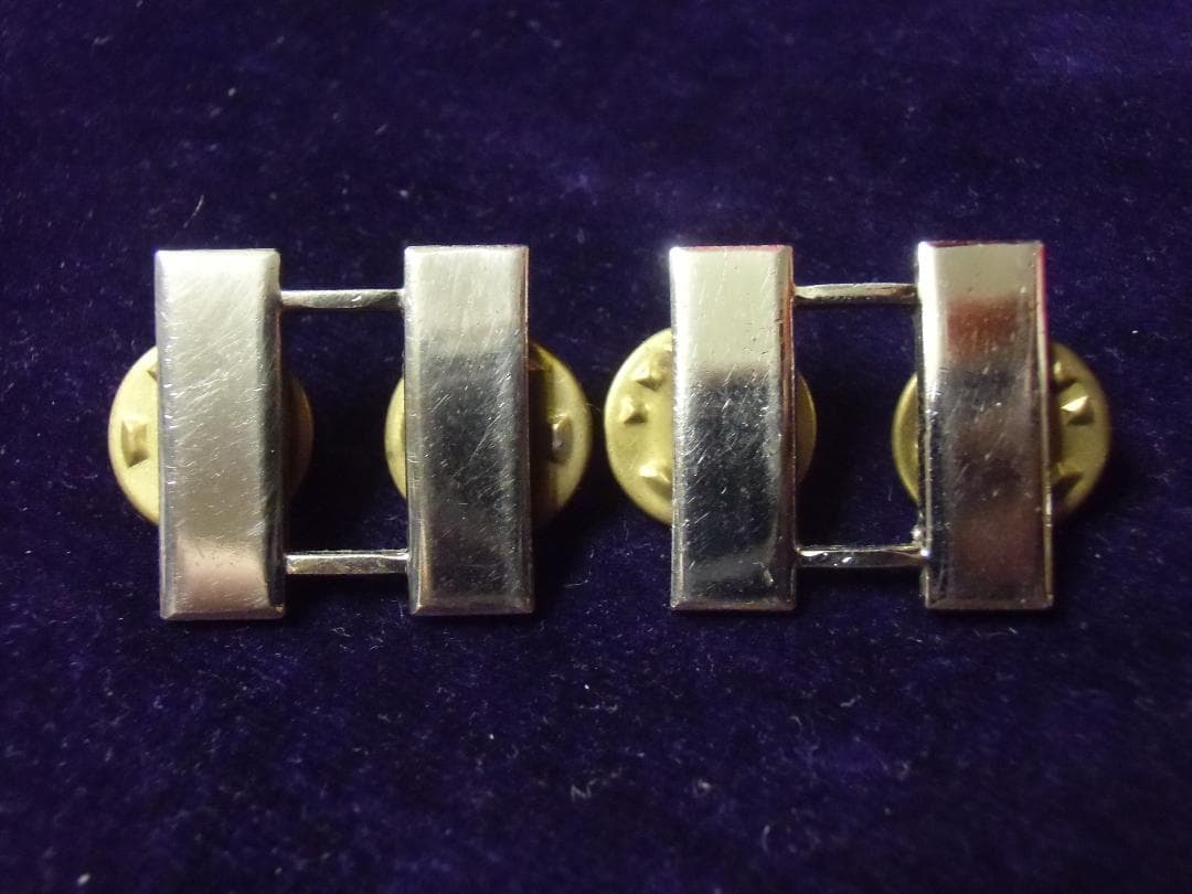 く*~様 ★アメリカ軍＊陸軍/空軍＊９２５銀製＊カッターシャツ用＊大尉＊階級章（