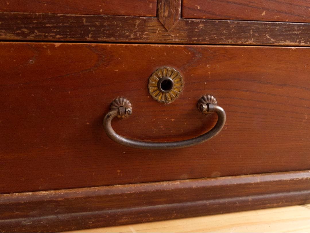 ローボード　木製　飾り棚　幅133cm　古道具　古家具　ビンテージ　アンティーク