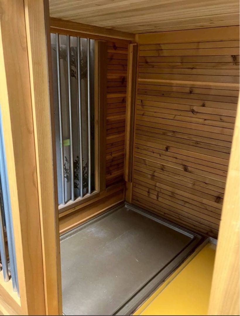 犬小屋製作工房K 原価40万円の商品で御座います