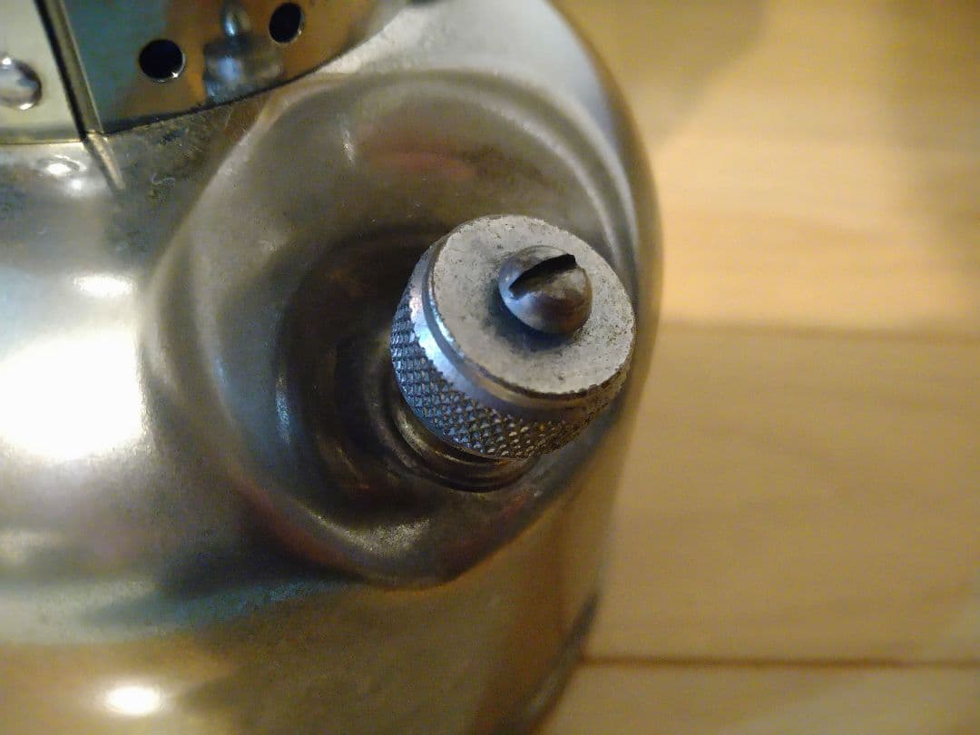 ノリノリ　コールマン　ランタン　242C