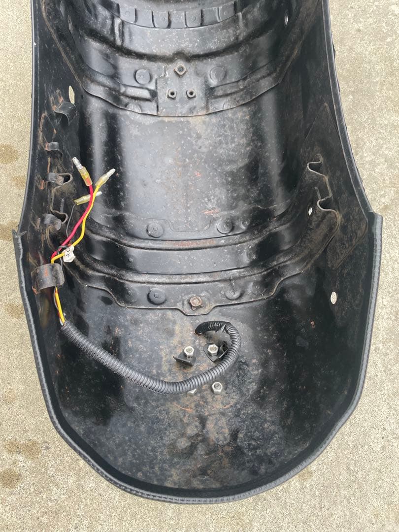 ドラッグスター400クラシック　純正フェンダー　カット済み　キジマテール付き