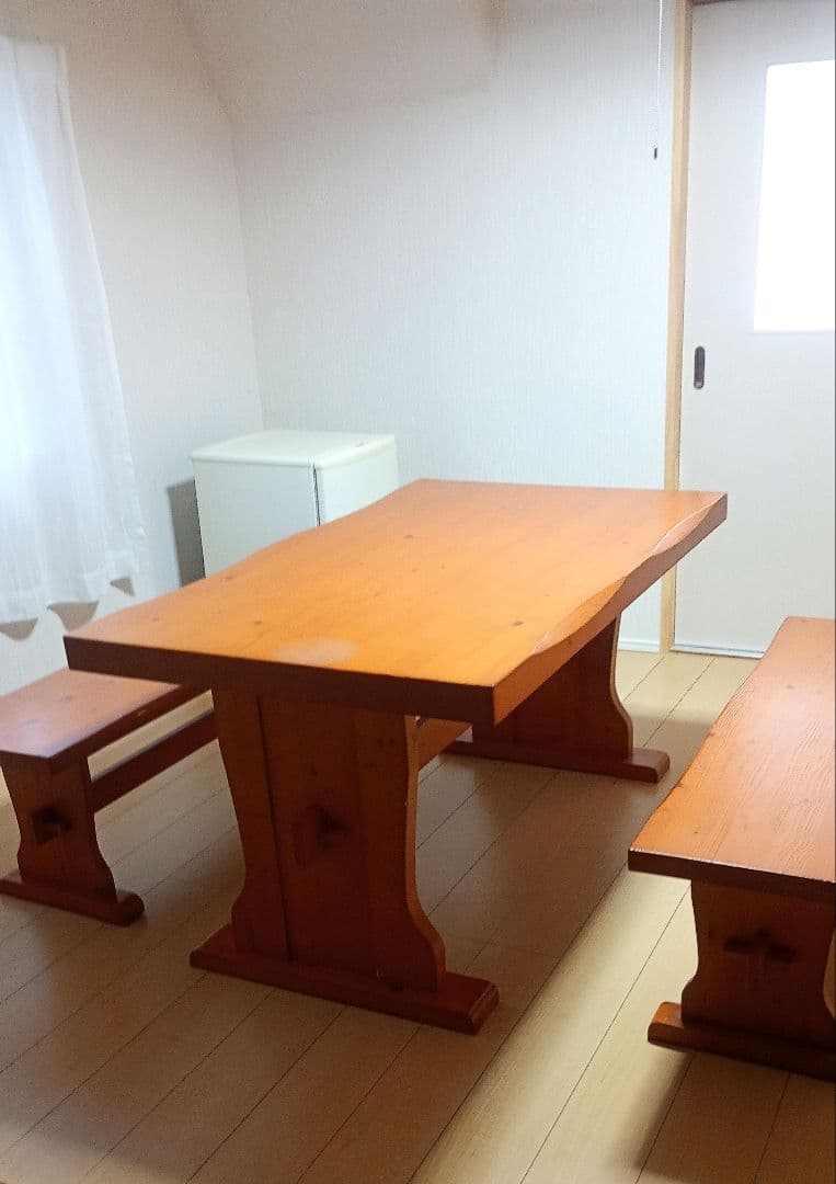 ディノス購入 カントリー調 天然木ダイニングテーブル＆ベンチセット 重厚感あり