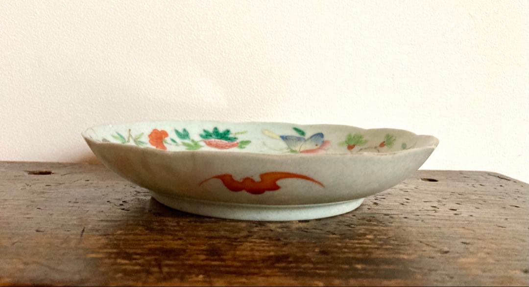 稀少　中国清代　骨董　色絵　輪花皿　中国古玩　アンティーク　唐物粉彩