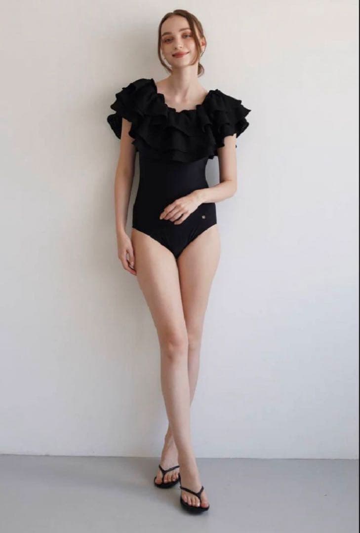 【新品未使用タグ付】Acka.水着 ruffle volume swimwear