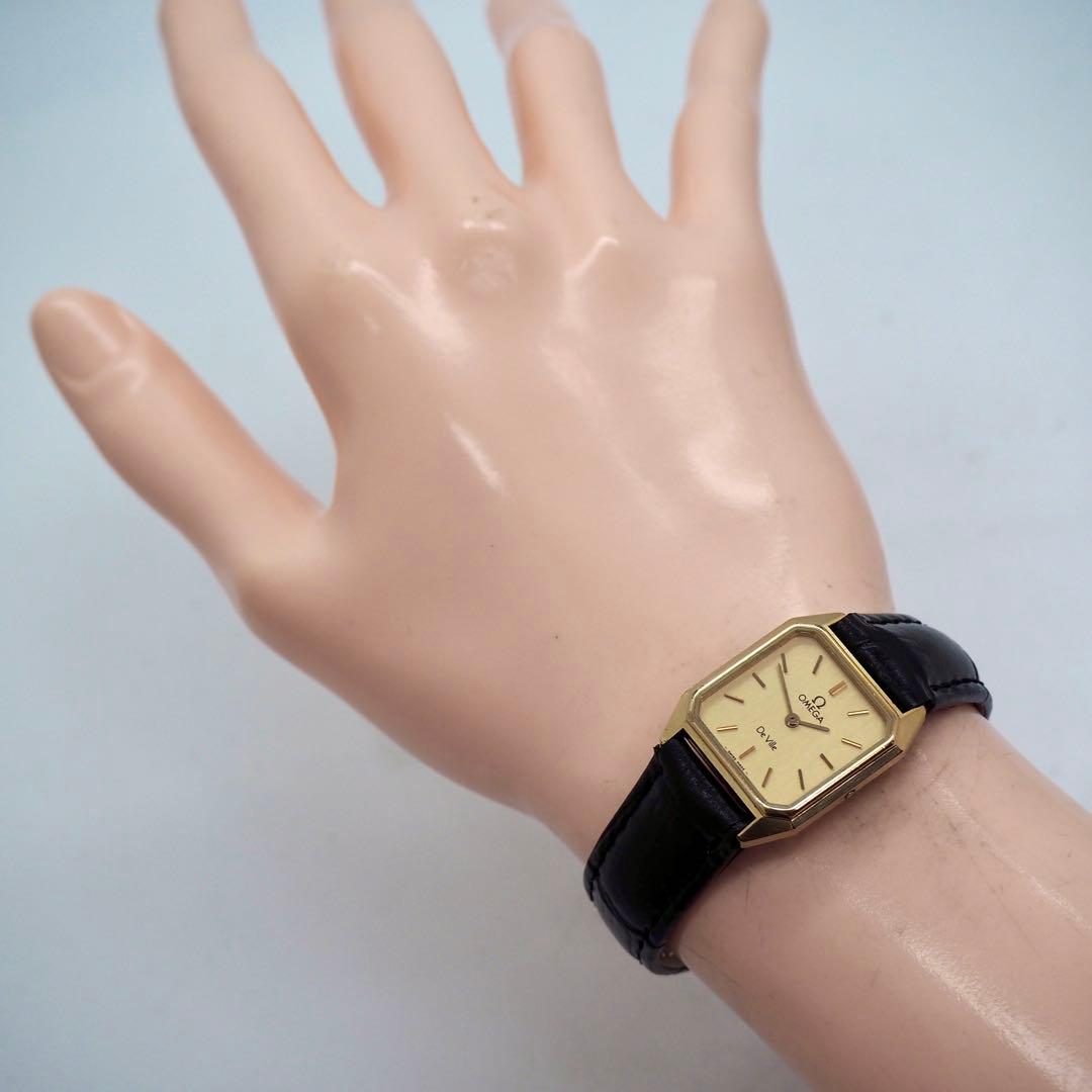 180 稼働【美品】OMEGA 時計　デビル ゴールド　スクエア　レディース