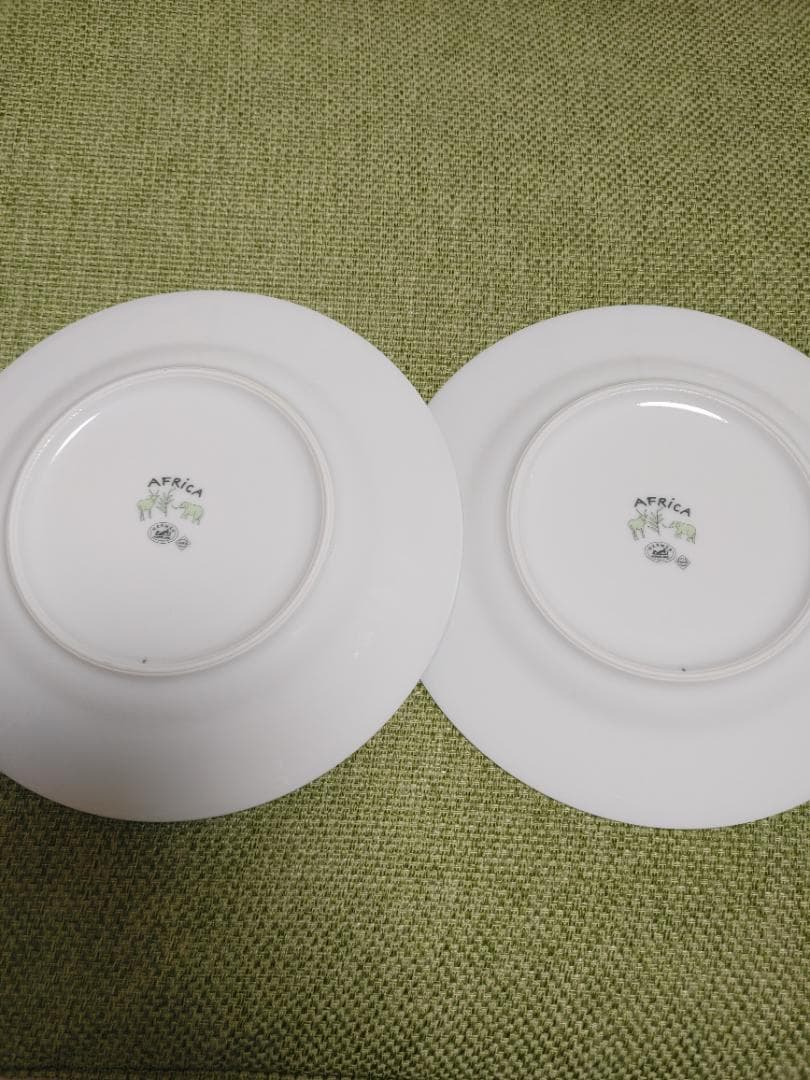 エルメスアフリカ動物柄食器４枚セット