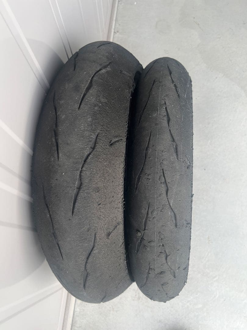 ブリジストン レーシングR11前後セット F120/R160 17インチ