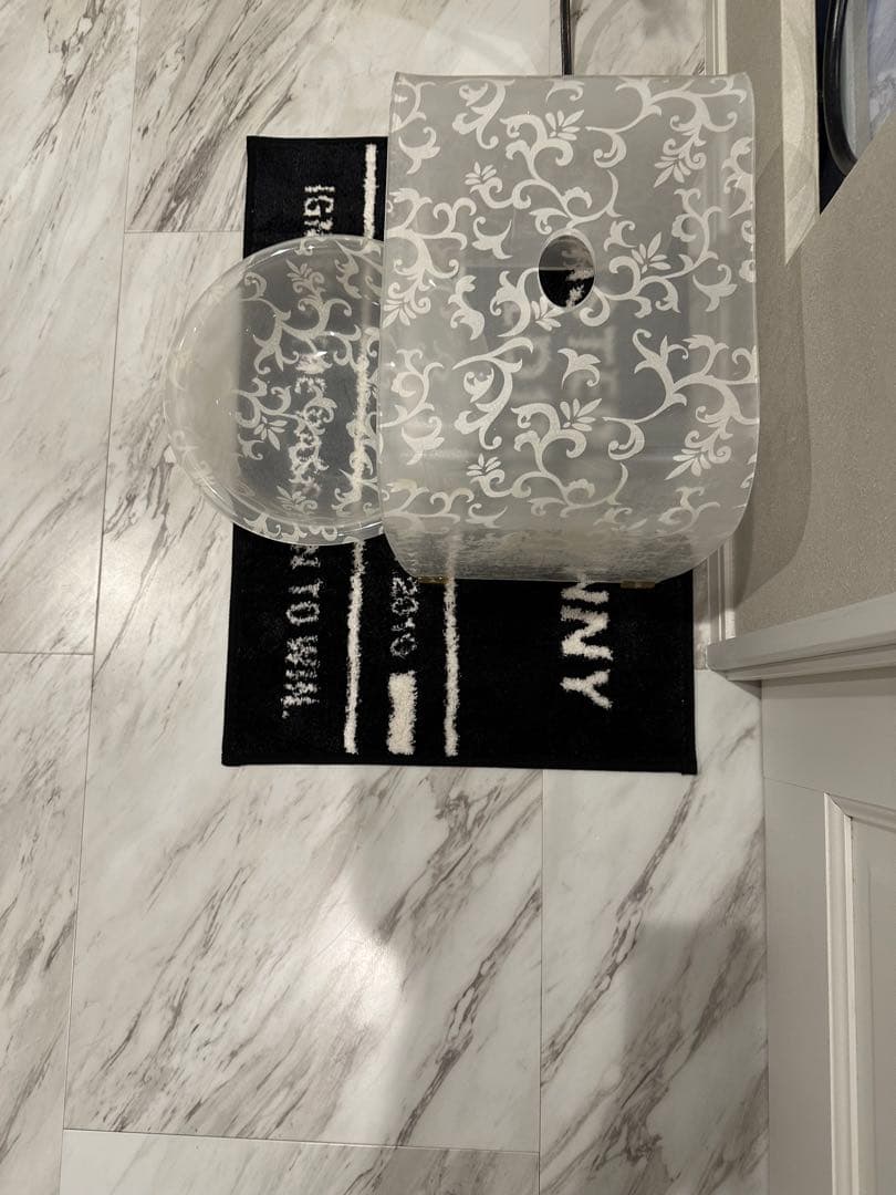 おしゃれセットアップ♪バスチェアー&洗面器で優雅に癒されて