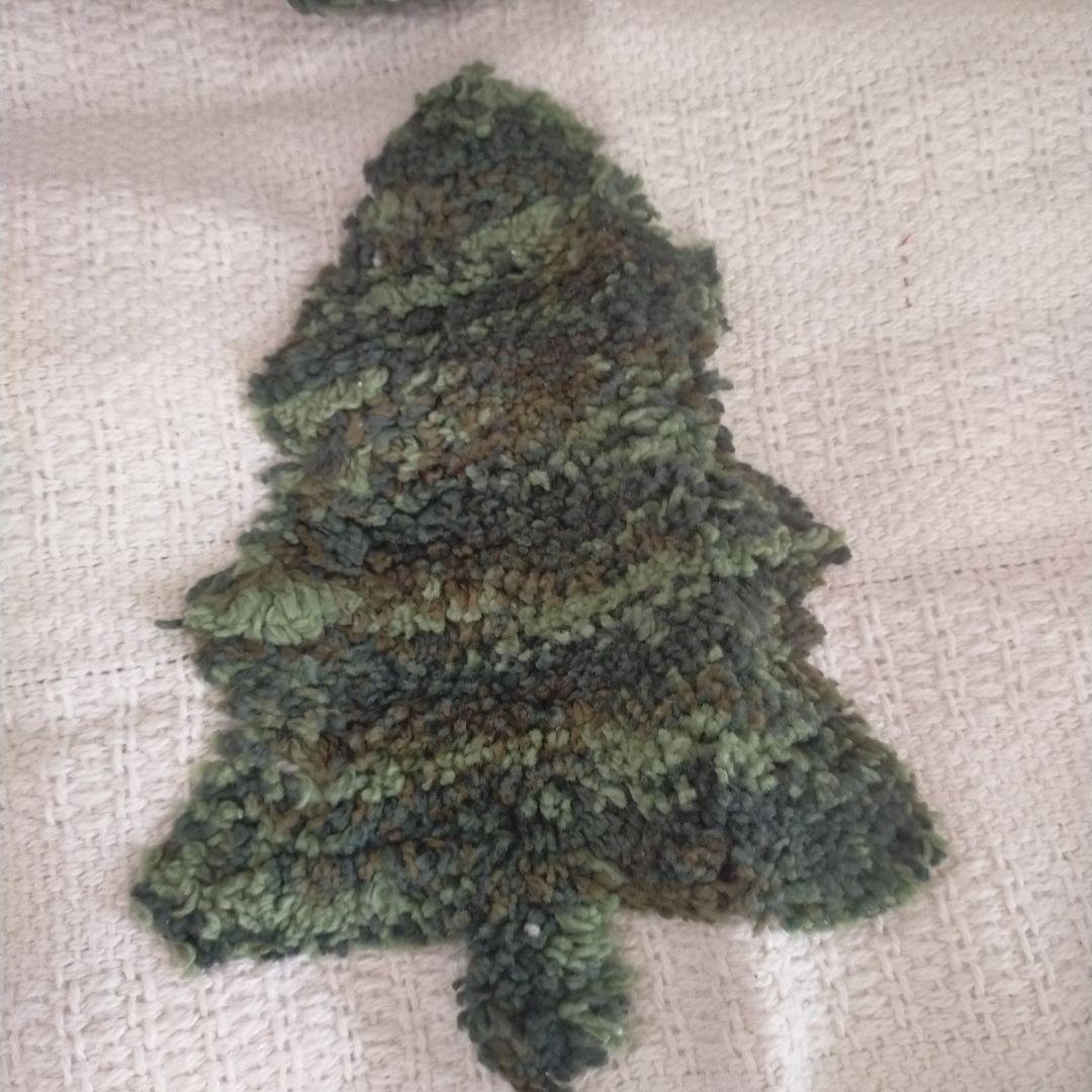 クリスマスツリー刺繍ブランケット